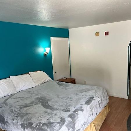 Hotel 2 Double Bed Studio 109 & Hot Tub 리빙스턴 외부 사진